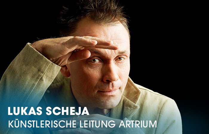 Der Dozent Lukas Scheja steht der Artrium Schauspielschule Hamburg im Bereich „Künstlerische Leitung“ für Schauspiel auf der Bühne, im Film, Fernsehen & Social Media vor