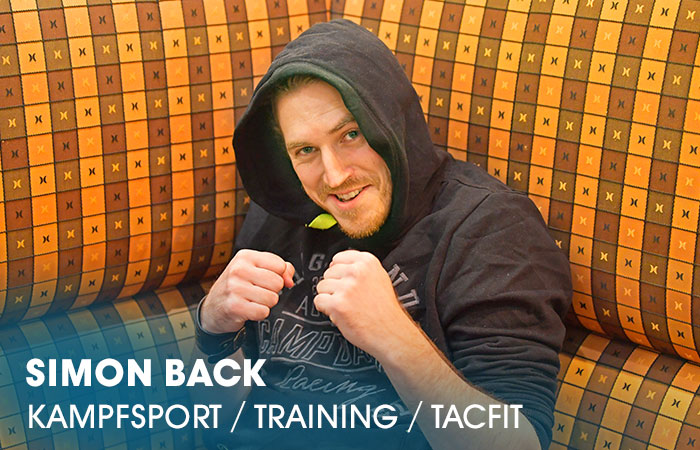Der Dozent Simon Back lehrt an der Artrium Schauspielschule Hamburg das Fach Kampfsport: Training / TacFit / Kampfsportzenen